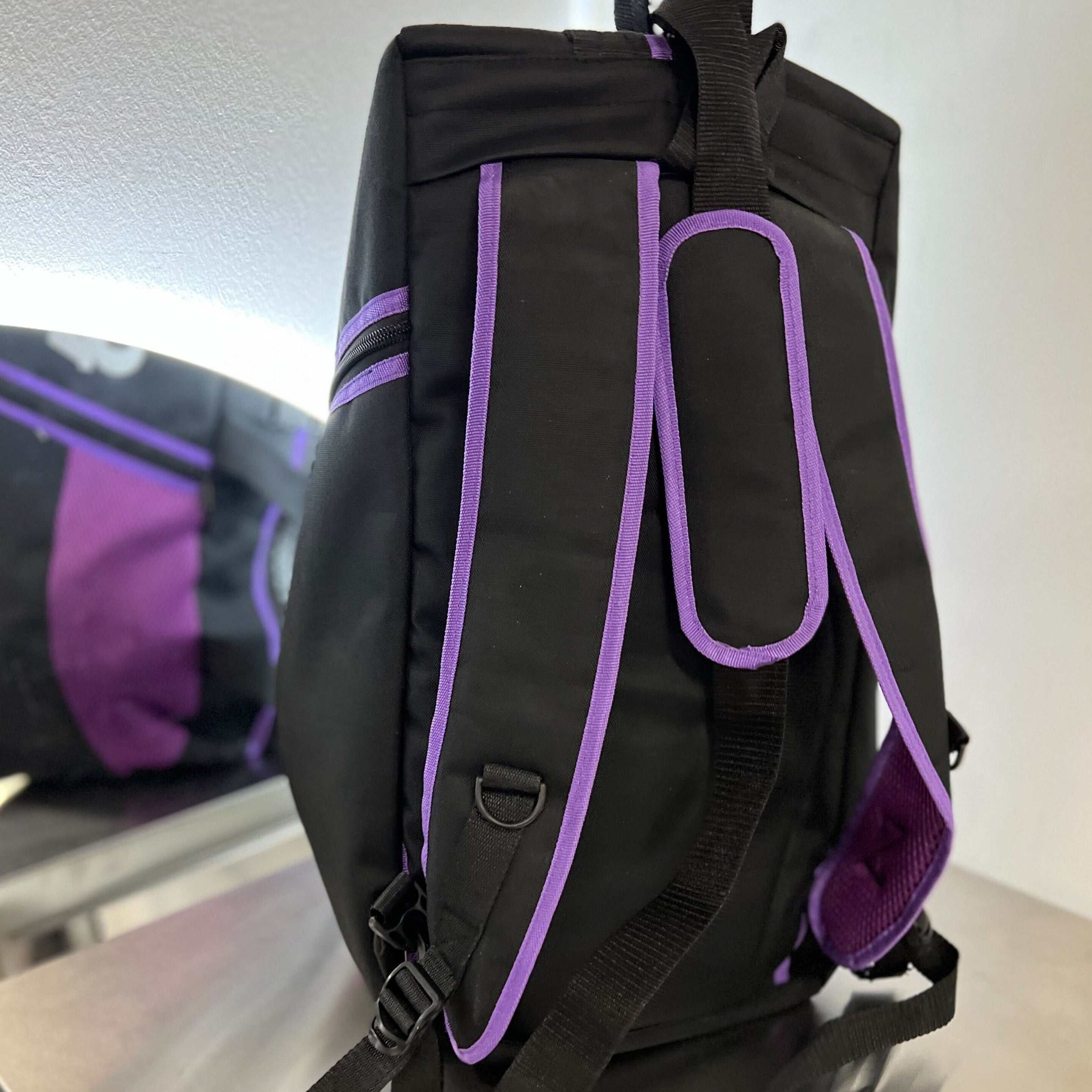 Gym bag with backpack straps best sale